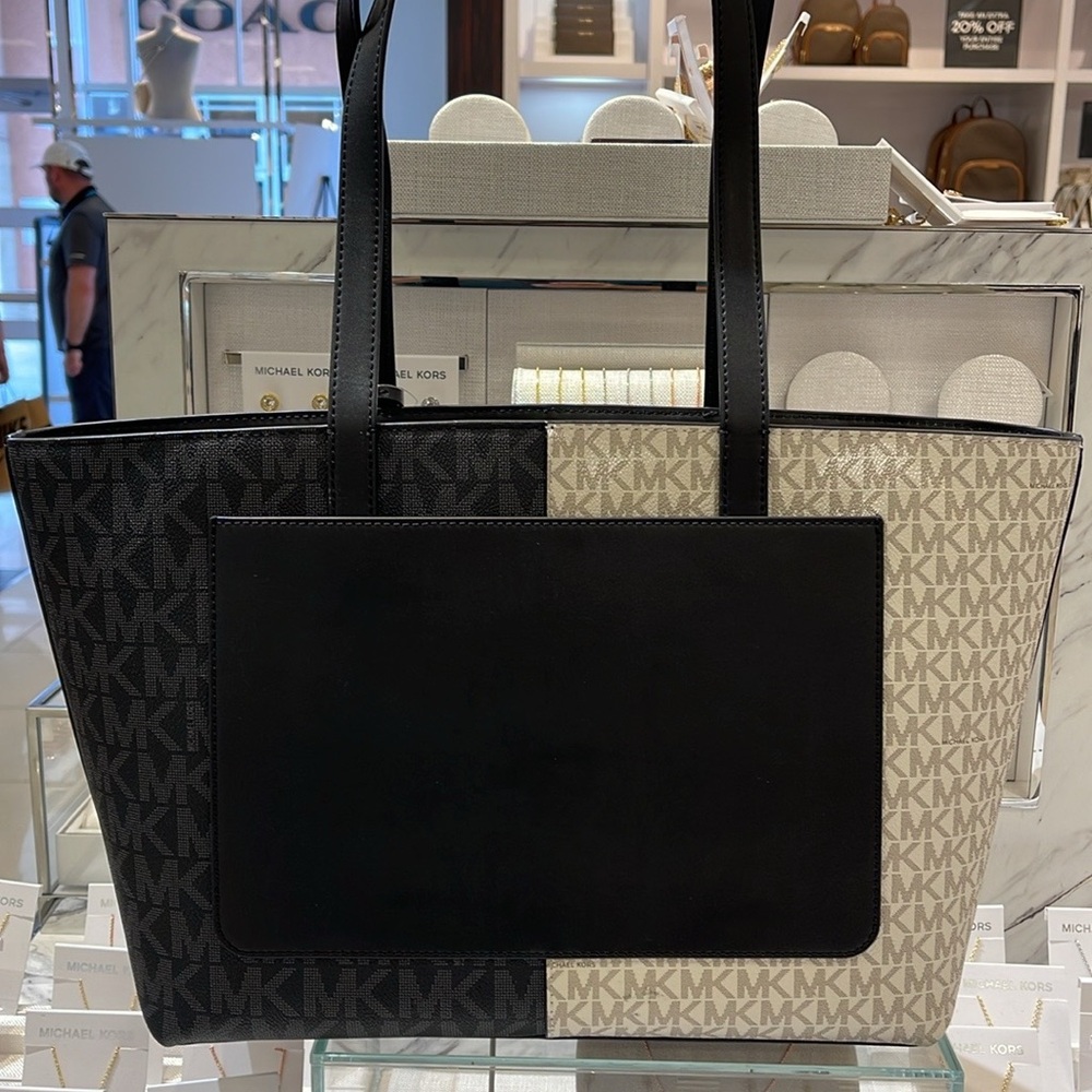 Michael Kors Jet Set Medium Two-Tone Logo Tote Shoulder Bag
BLACK COMBO NWT - Picture 7 of 16